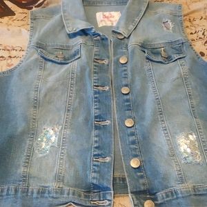 Jean Vest